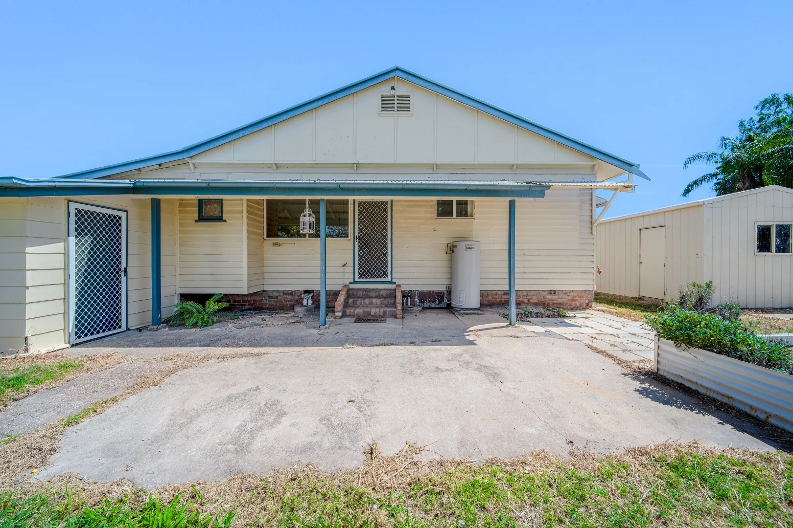 Additional image 15 of 28 Theresa Street, Emerald QLD 4720