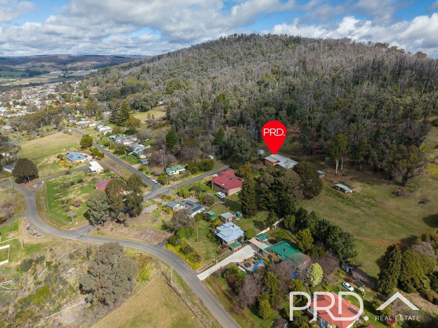 6 Tasma Street, Batlow NSW 2730, Image 1