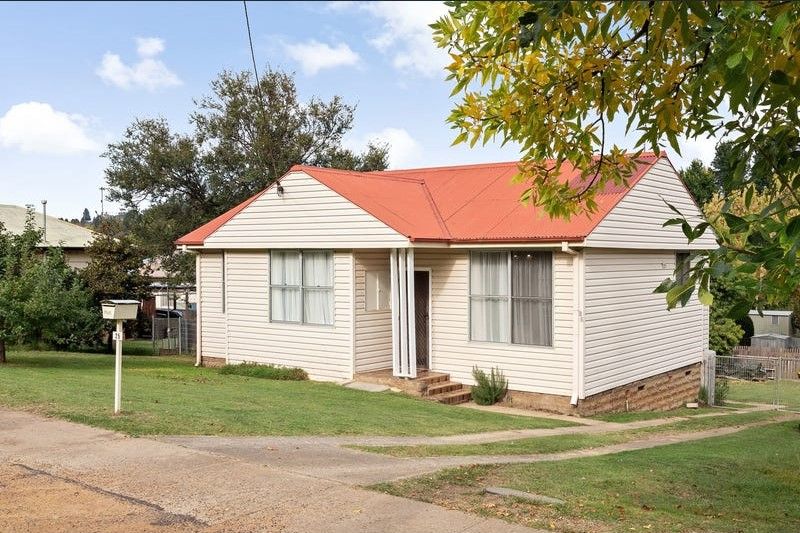 3 bedrooms House in 25 Creek Street COOMA NSW, 2630