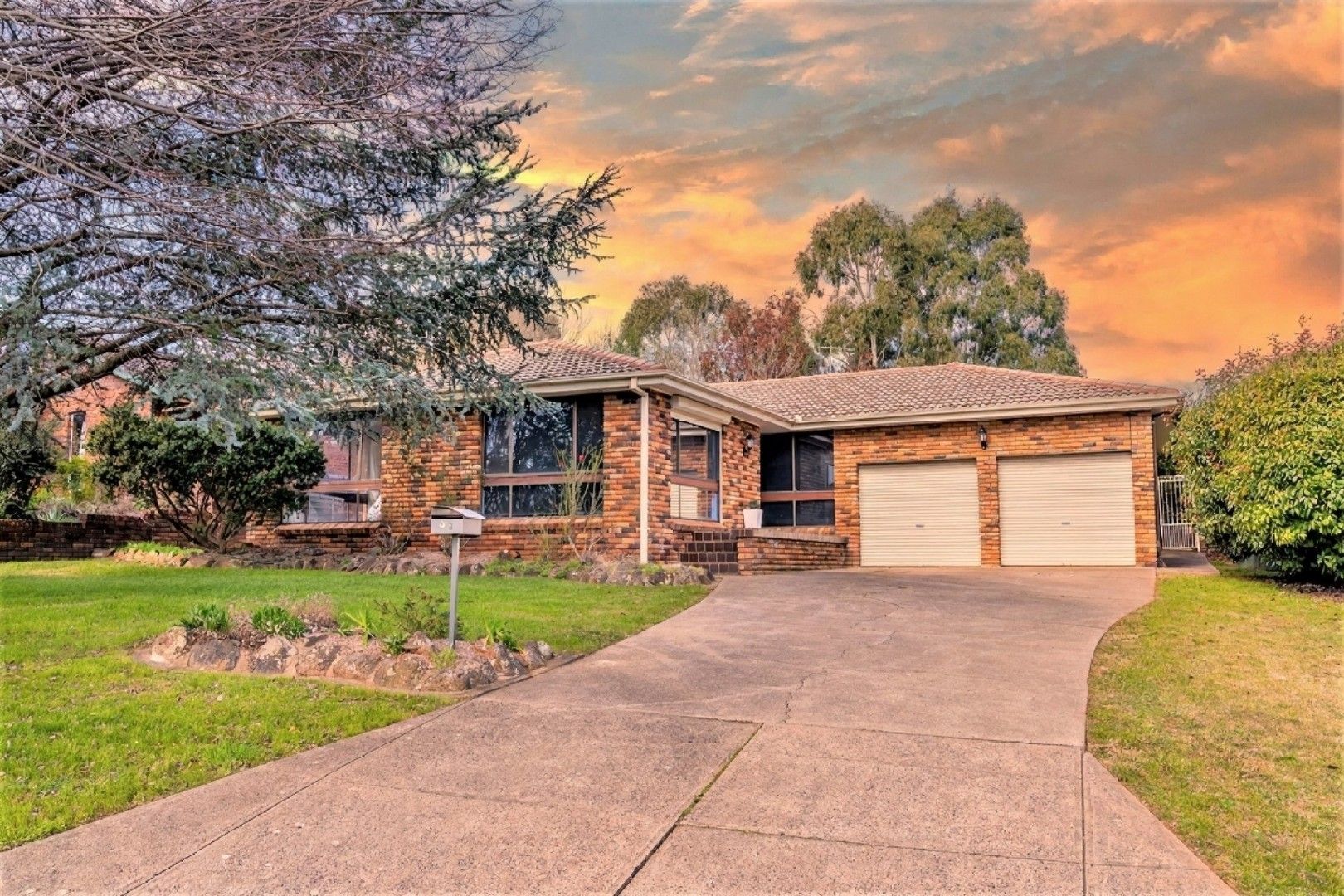 4 bedrooms House in 63 Wiare Circuit ORANGE NSW, 2800