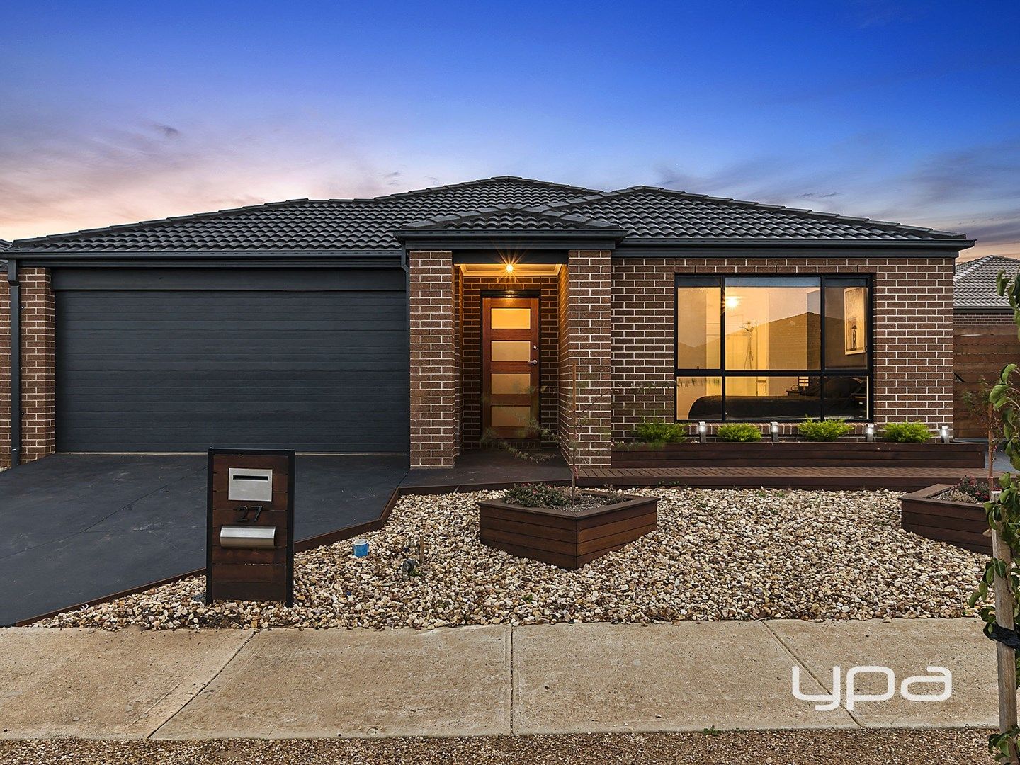 27 Ravida Avenue, Harkness VIC 3337, Image 0