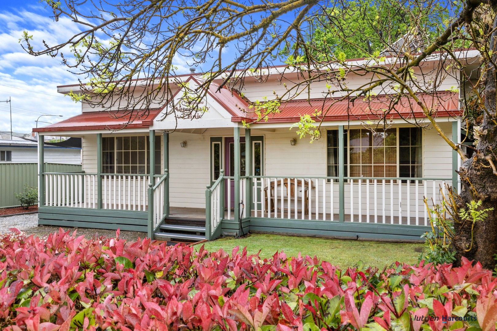 4 bedrooms House in 49 Bayley Street ALEXANDRA VIC, 3714