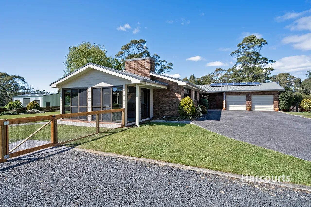 3 bedrooms House in 16463 Bass Highway WYNYARD TAS, 7325