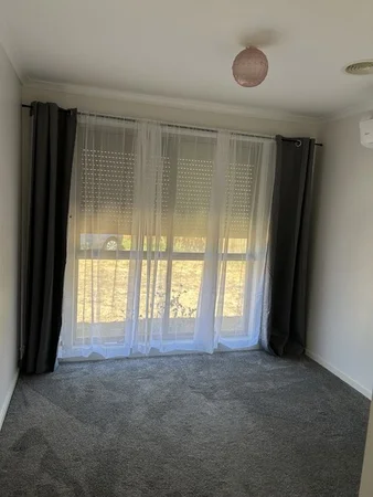 Additional image 5 of 7 Linden Court, Taylors Lakes VIC 3038