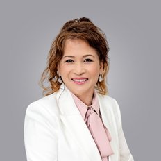 Alessia Tang, Sales representative