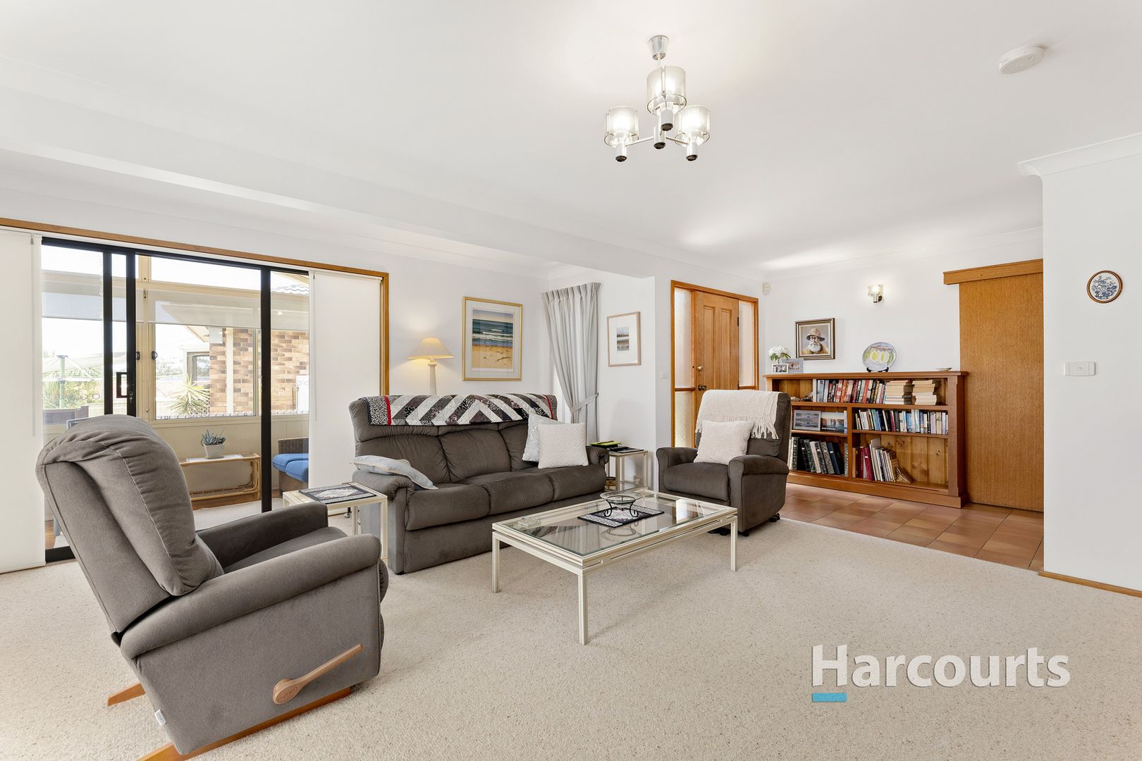 8 Holborn Close, Jewells NSW 2280, Image 2