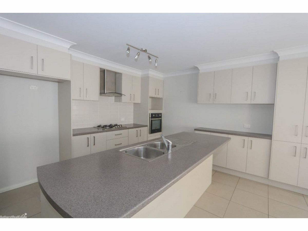 2 Birch Close, Kelso NSW 2795, Image 1