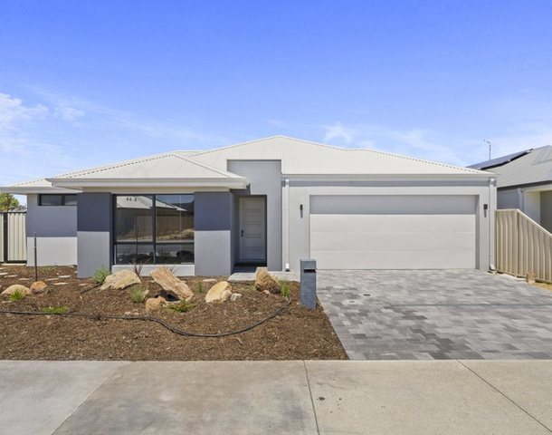 17 Liffey Street, Canning Vale WA 6155