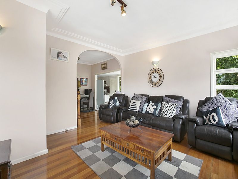 2 Murralin Lane, Sylvania NSW 2224, Image 2