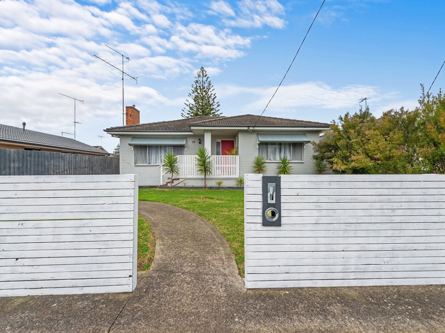 3 bedrooms House in 37 White Street MORWELL VIC, 3840