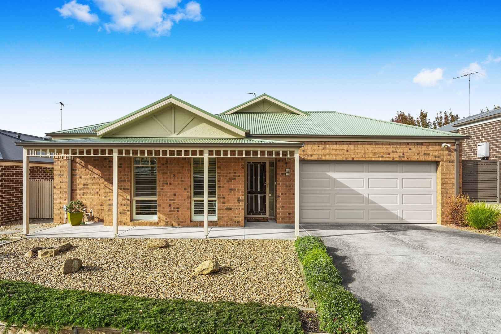 4/15-16 Jewell Place, Highton VIC 3216, Image 0