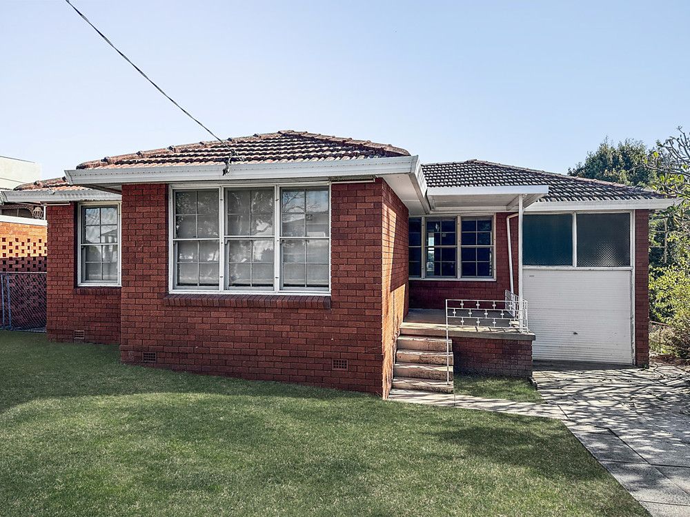 38 Lugarno Parade, Lugarno NSW 2210 House For Rent Domain