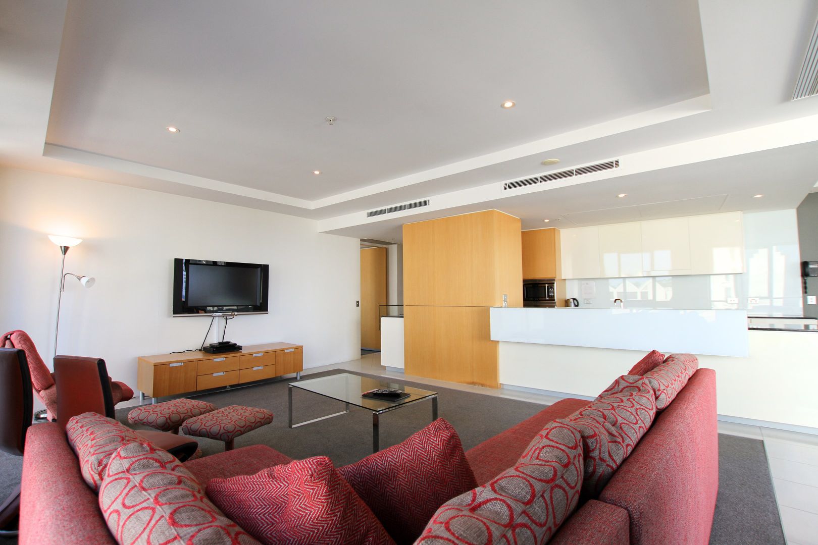 504/19 Albert Avenue, Broadbeach QLD 4218, Image 2