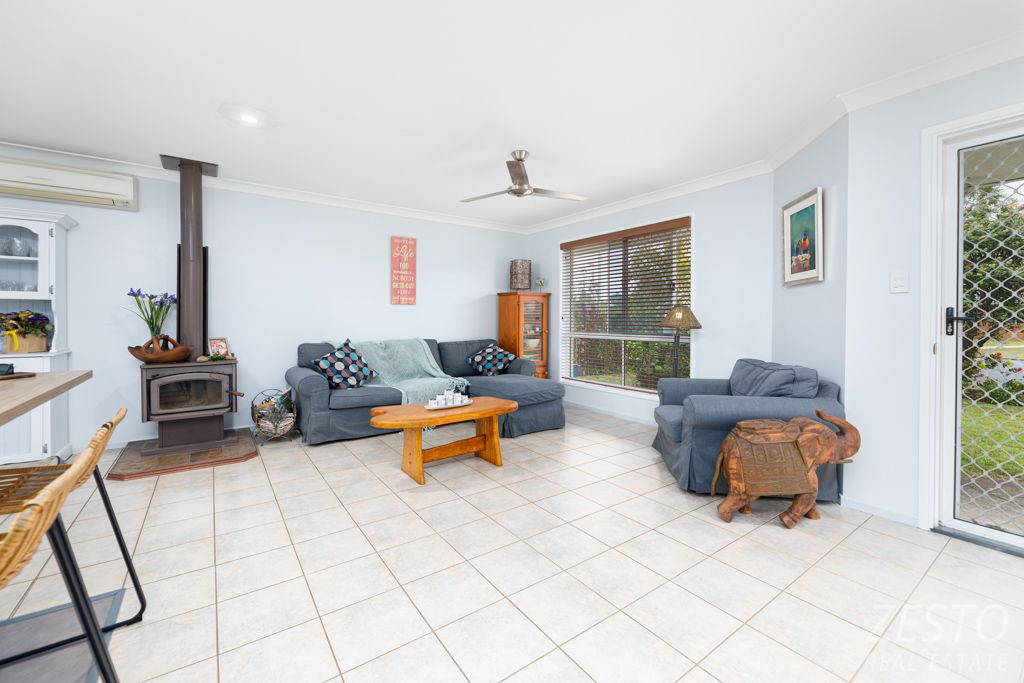 14 Dorunda Ave, Beachmere QLD 4510, Image 1