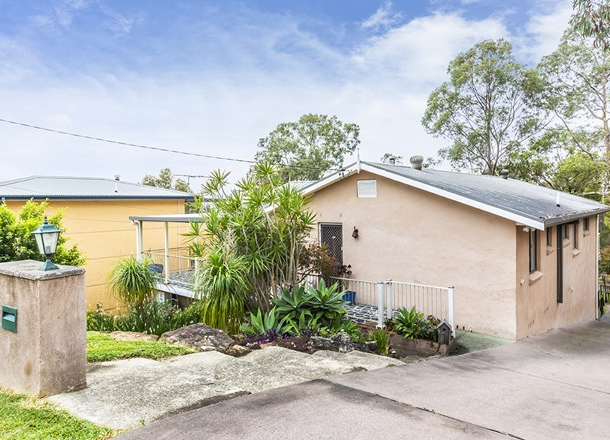 7 Roberts Parade, Hawkesbury Heights NSW 2777