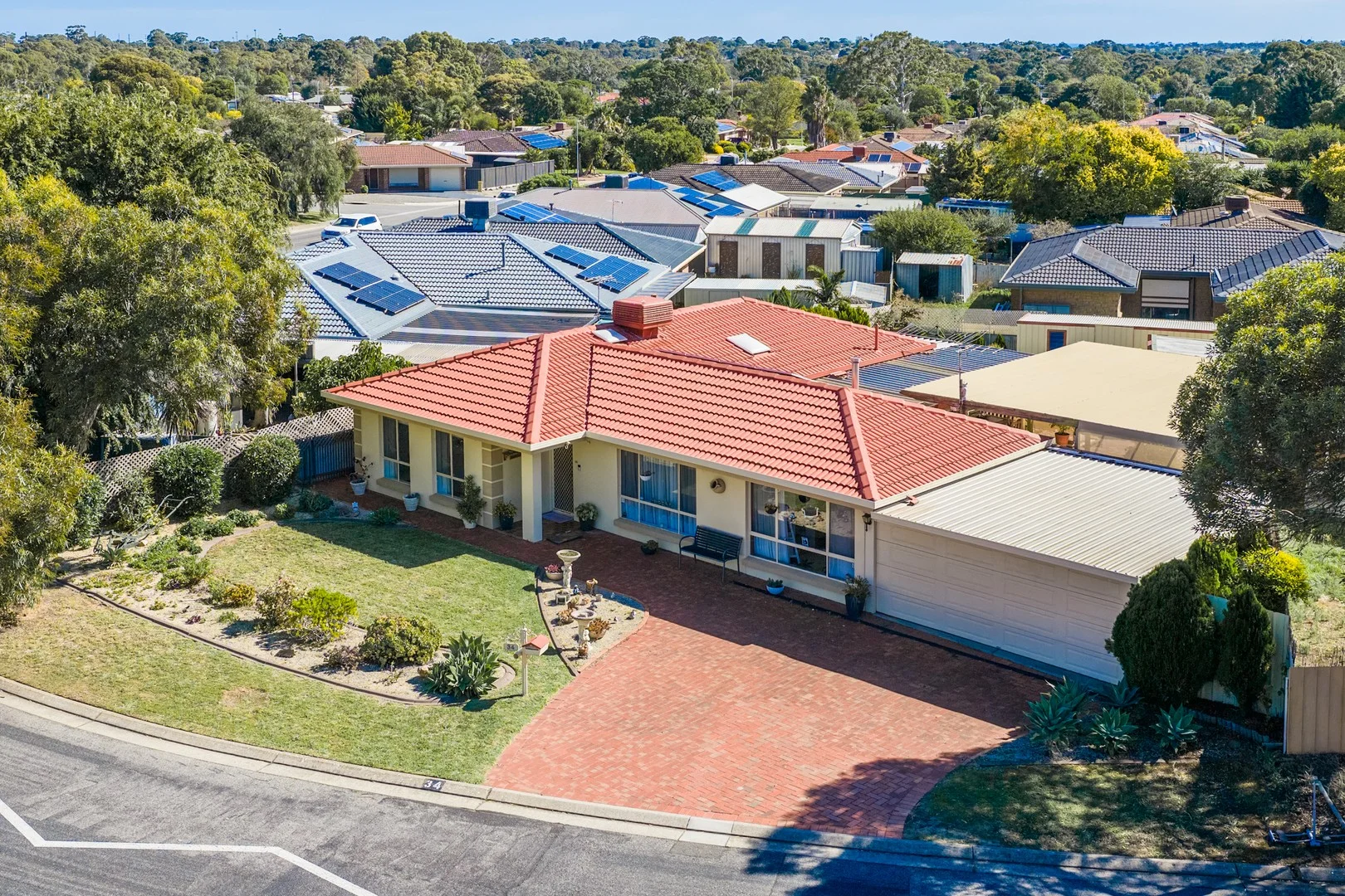 34 Derek Crescent, Morphett Vale SA 5162