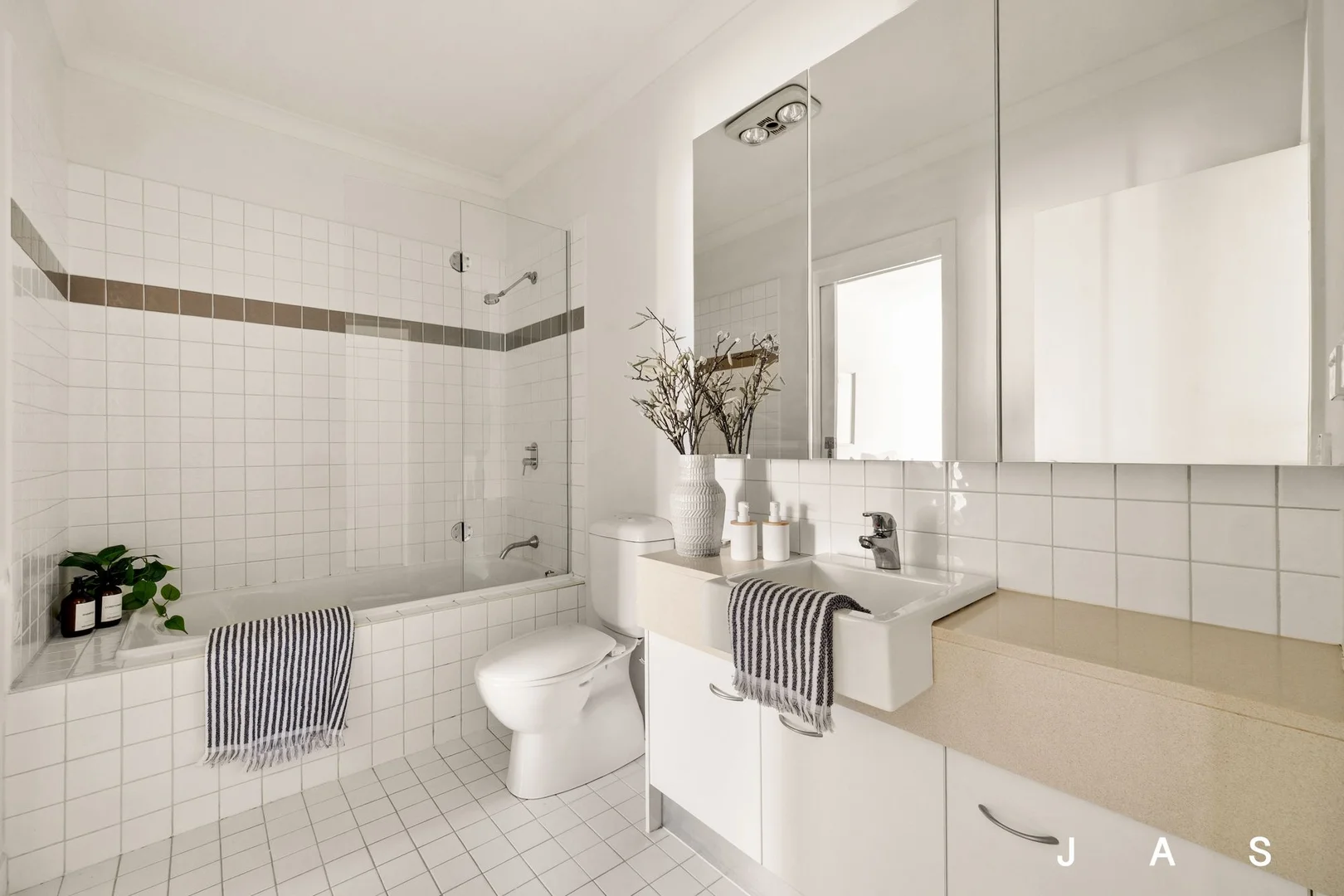 Additional image 5 of 12/124-136 Mason Street, Newport VIC 3015