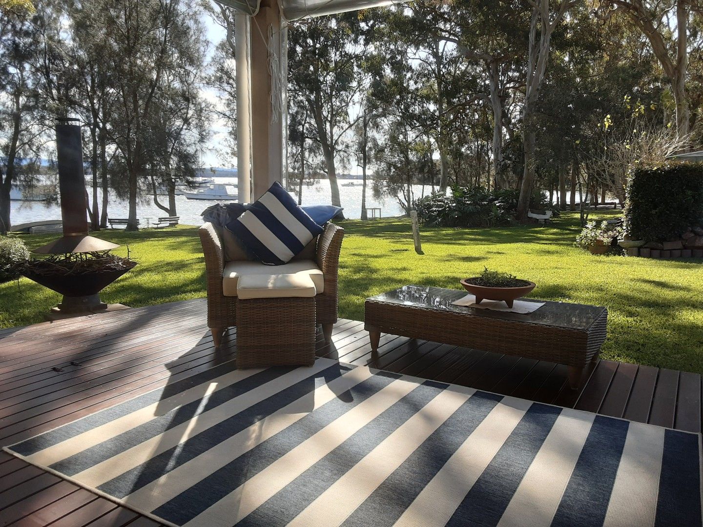 2 bedrooms House in 20a Harwood Close MANNERING PARK NSW, 2259