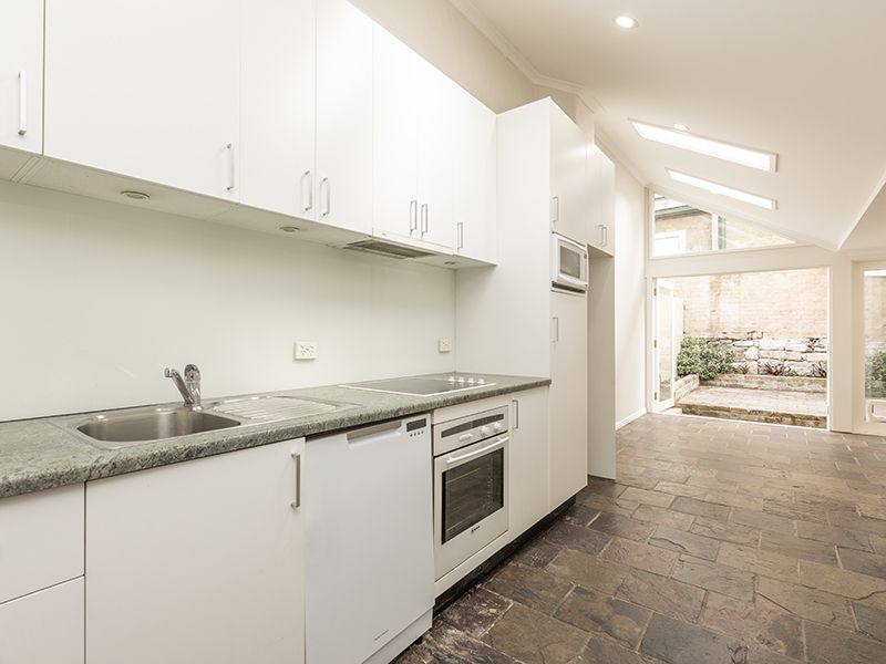 2 bedrooms House in 26 Bennett Street SURRY HILLS NSW, 2010