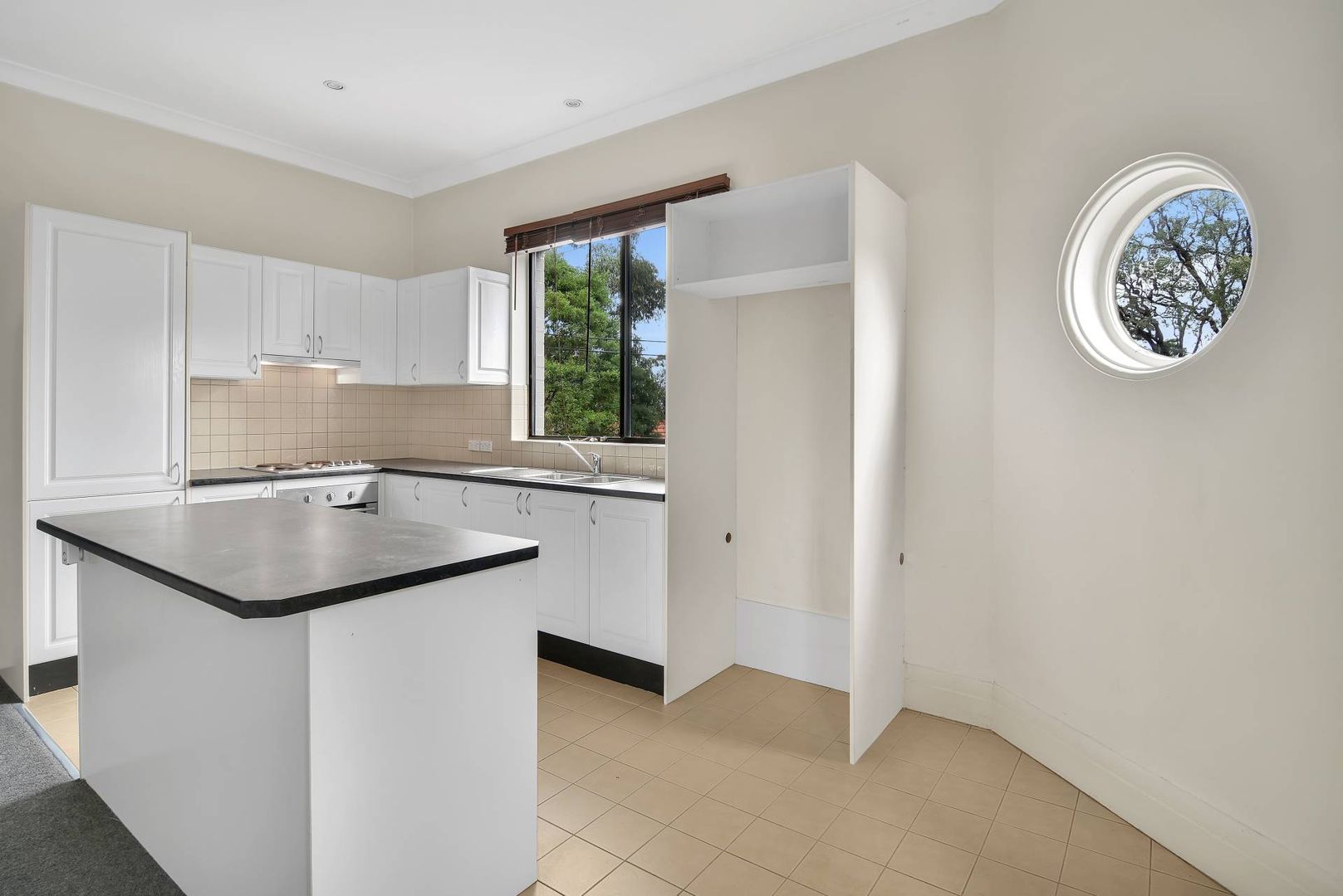 1/8 Carter Street, Cammeray NSW 2062, Image 1
