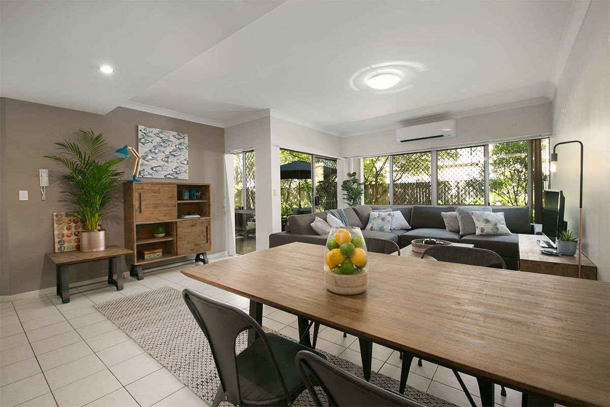 2/45 Railway Ave, Indooroopilly QLD 4068, Image 0