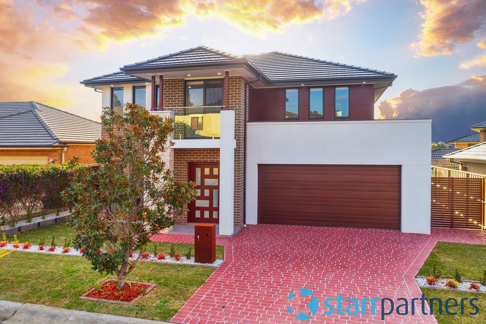 4 bedrooms House in 21 Woodward Avenue STANHOPE GARDENS NSW, 2768