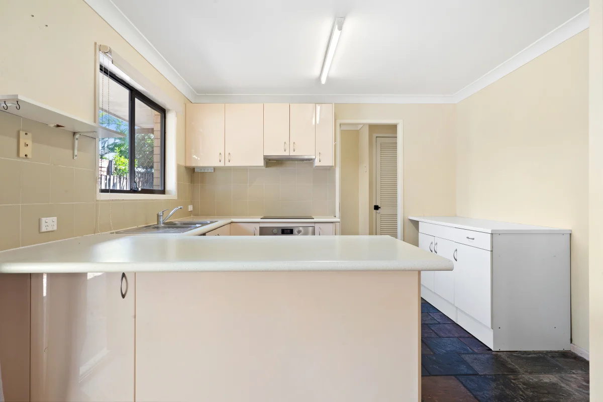 Additional image 3 of 11 Sequana Avenue, Mermaid Waters QLD 4218