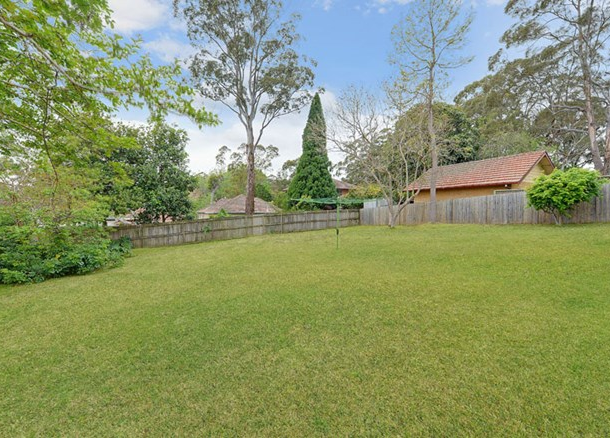 8A Frith Avenue, Normanhurst NSW 2076