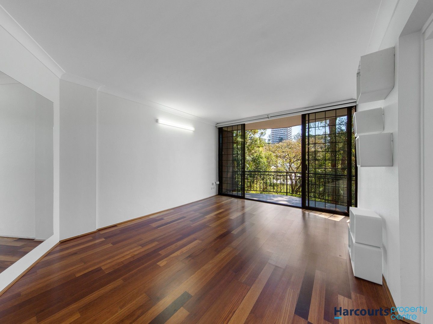 1 bedrooms Apartment / Unit / Flat in 24/21-25 Dudley Street HIGHGATE HILL QLD, 4101