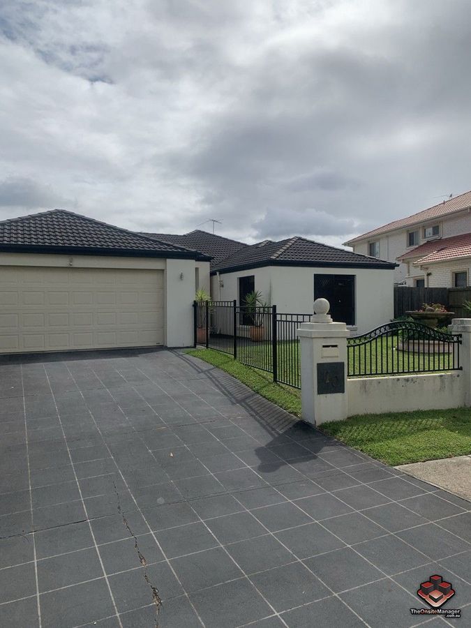 70 The Parkway, Stretton QLD 4116 House For Rent Domain