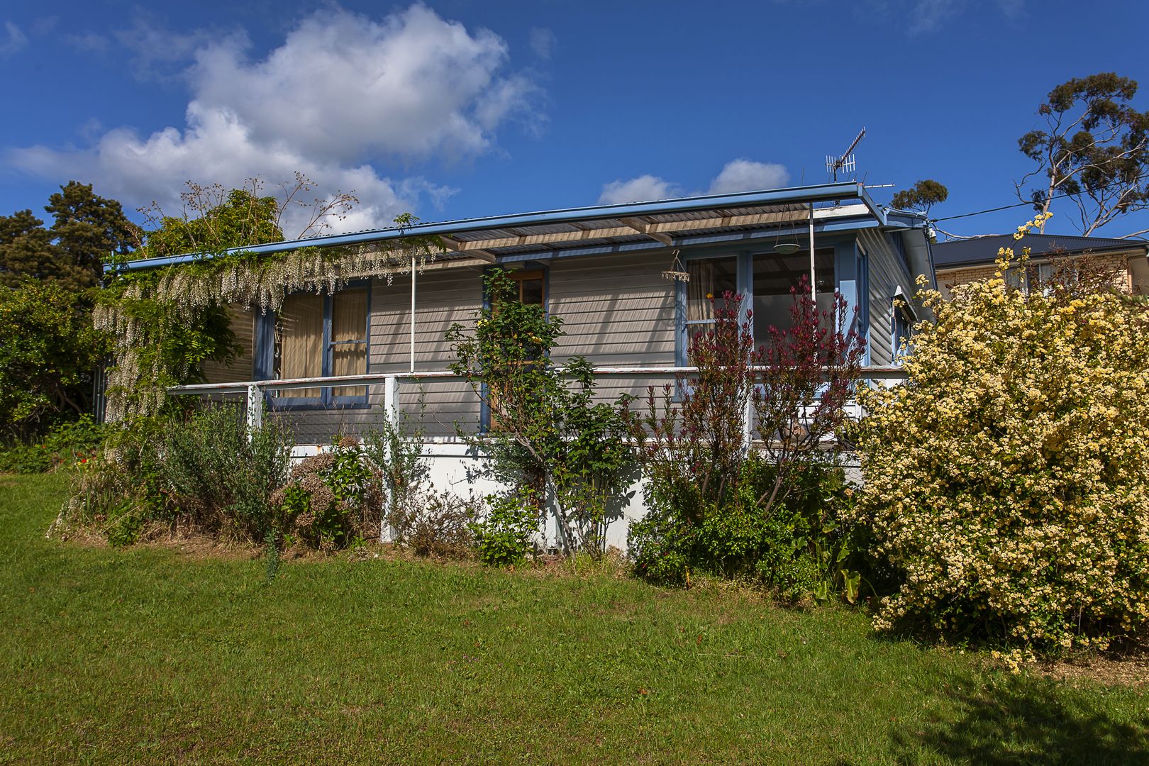 239 Roslyn Ave, Blackmans Bay TAS 7052, Image 2