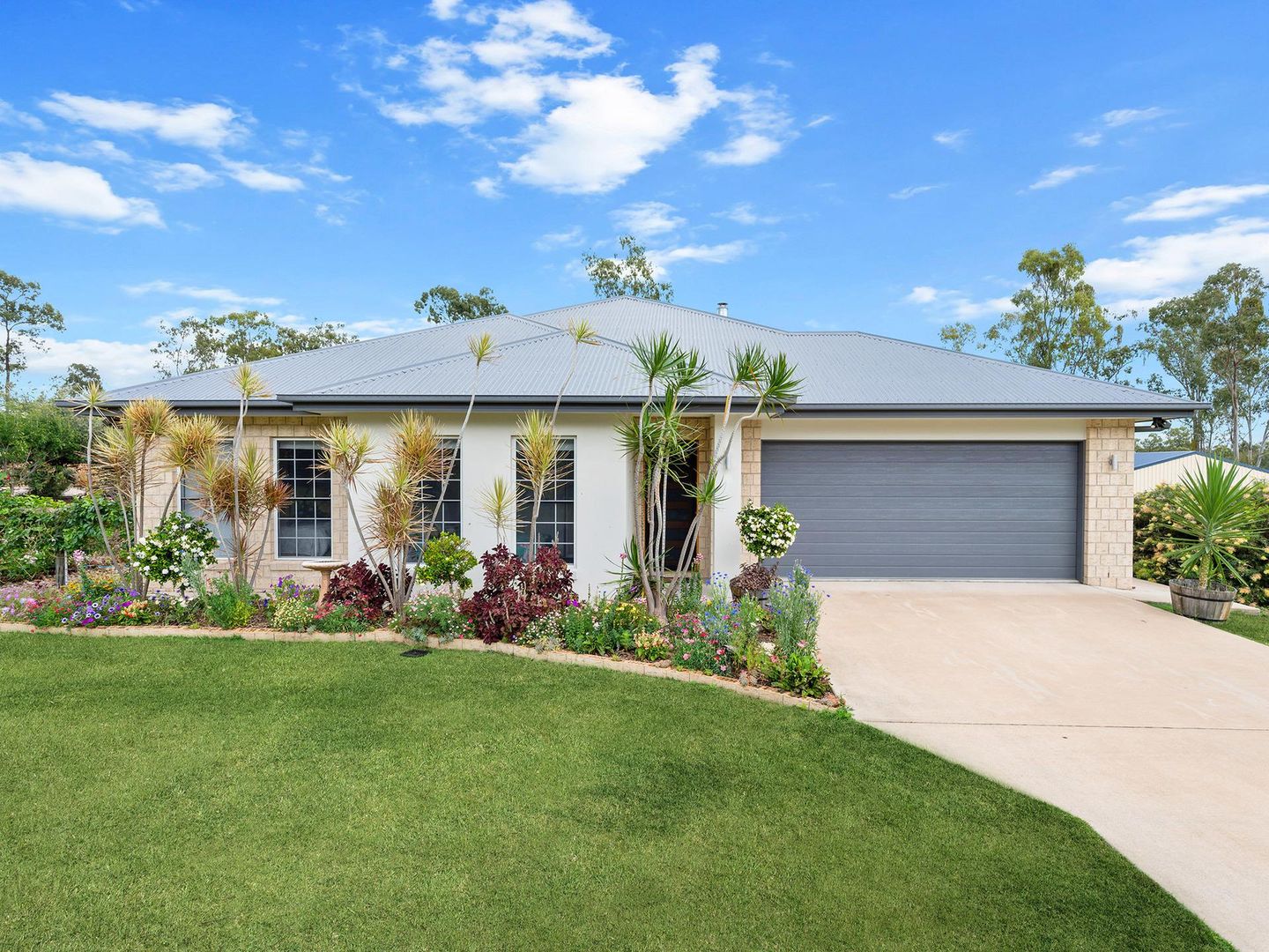 139 Fairway Dr, Kensington Grove QLD 4341 House For Rent 700 Domain
