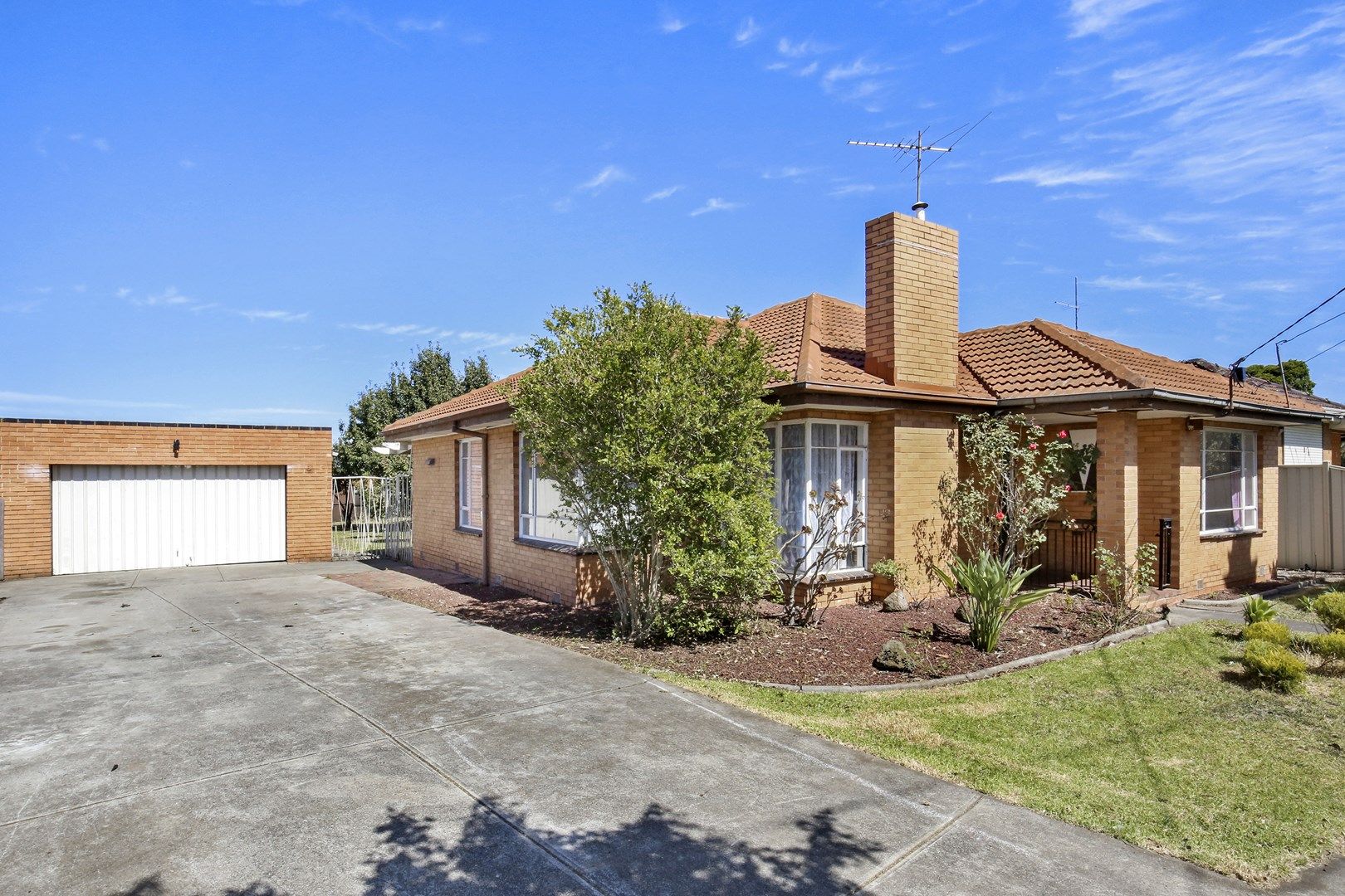 5 Carson Street, Reservoir VIC 3073, Image 0