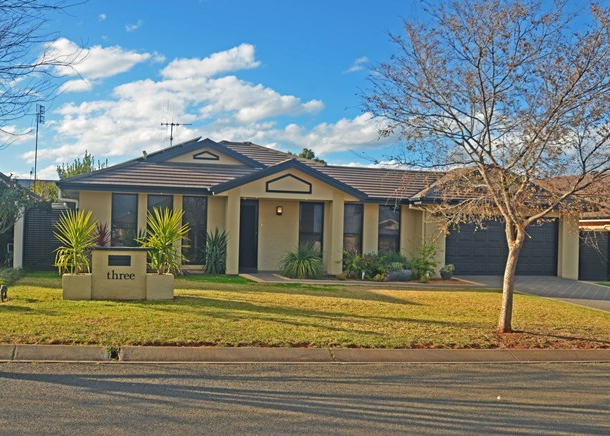 3 Noonan Street, Parkes NSW 2870