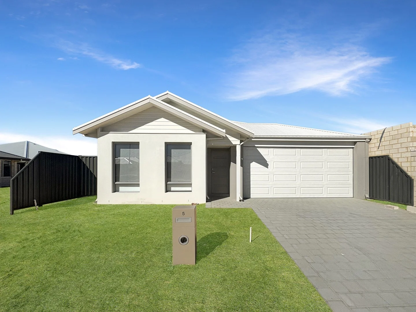 5 Wisteria Street, Dayton WA 6055