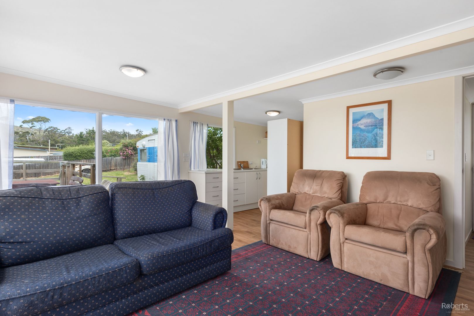 11 Batchelor Street, White Beach TAS 7184, Image 2