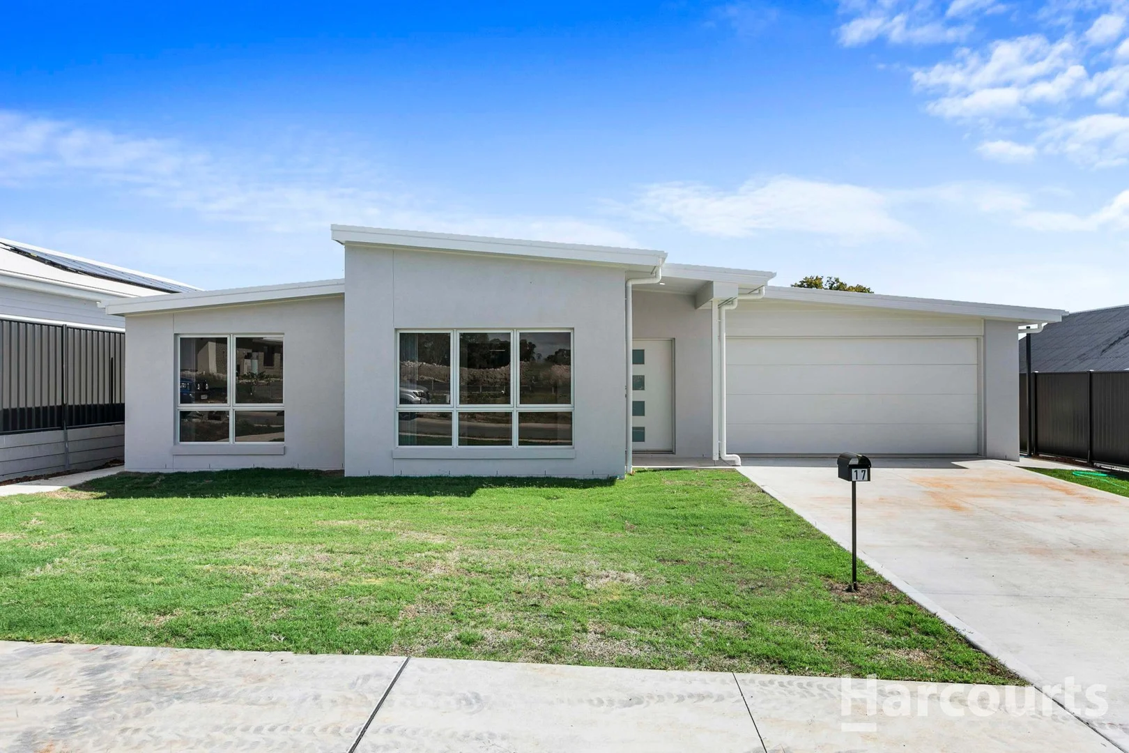 Primary image of 17 Wungul Drive, Nikenbah QLD 4655