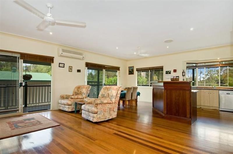 3 Glenridge Drive, COOROIBAH QLD 4565, Image 2