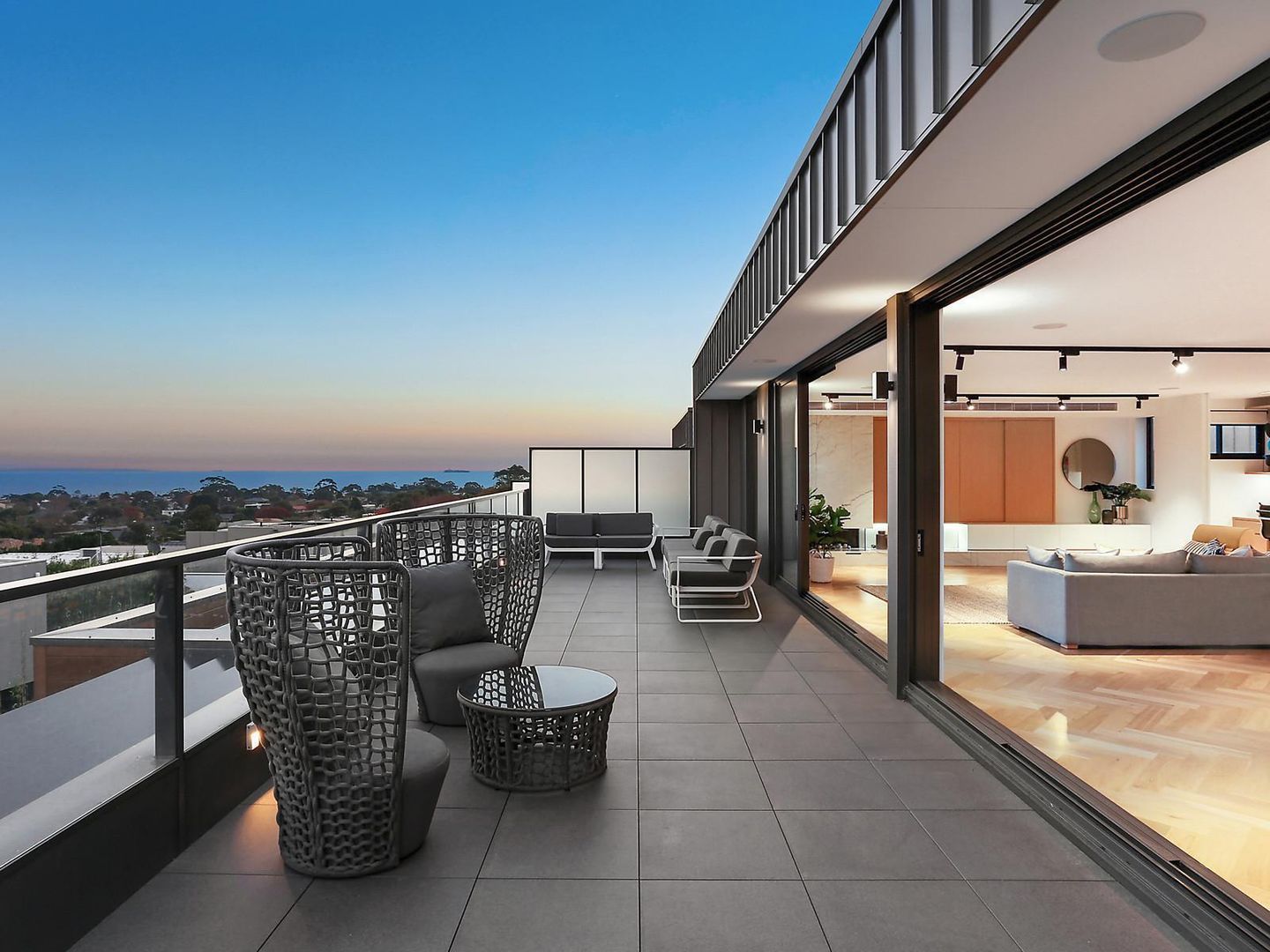 18 495 Balcombe Road Beaumaris Vic 3193 Apartment For