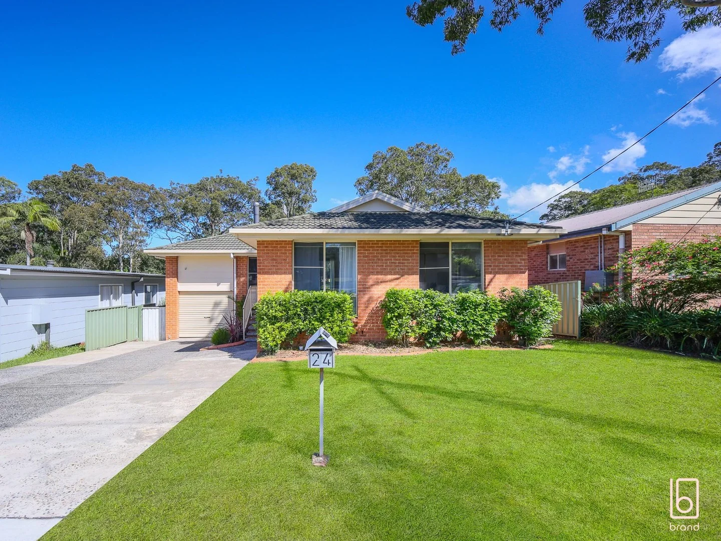 Primary image of 24 Minnamurra Road, Gorokan NSW 2263