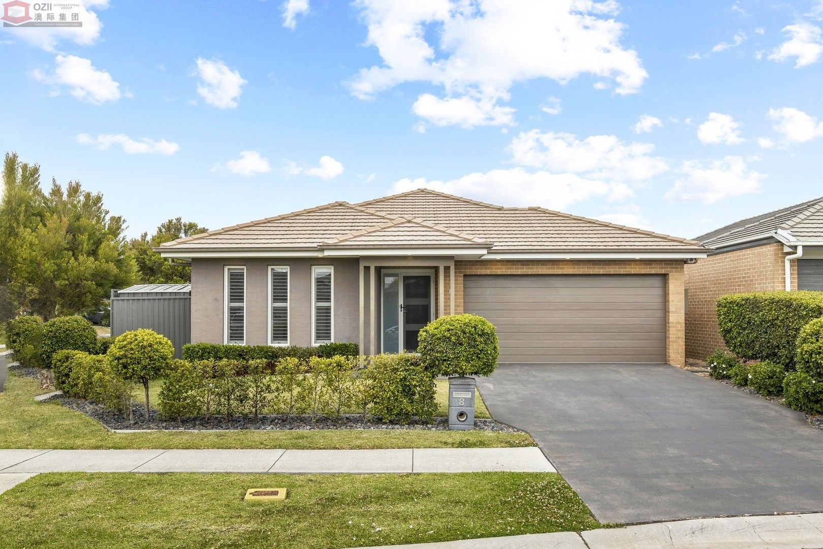 4 bedrooms House in 8 Venturer Parade LEPPINGTON NSW, 2179