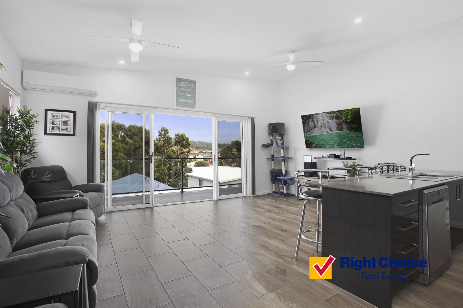 4A Valley View Crescent, Albion Park NSW 2527, Image 2