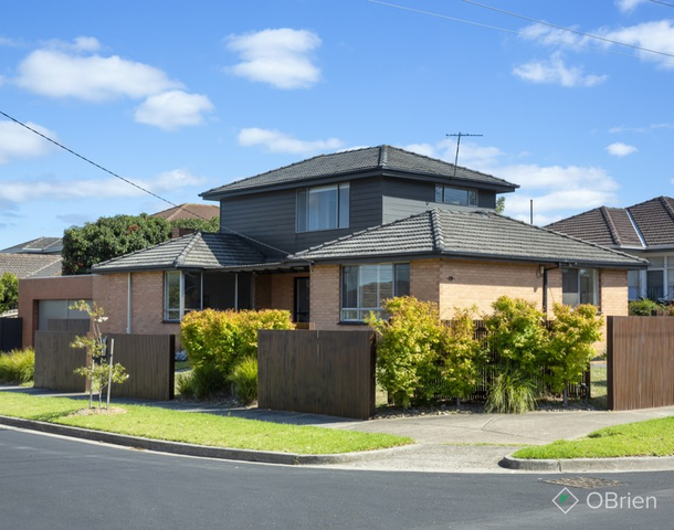 31 Regent Parade, Cheltenham VIC 3192