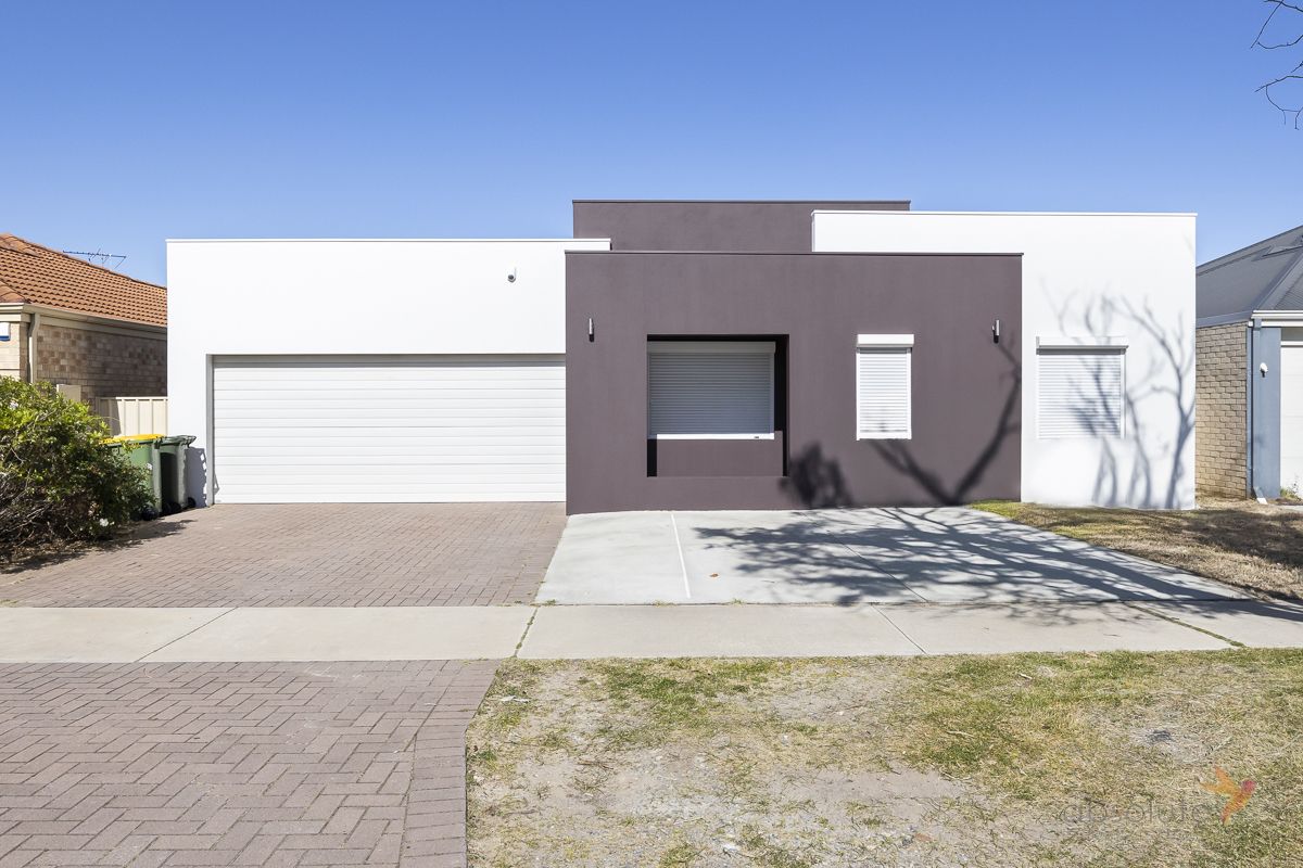5 bedrooms House in 2A Davies Lane BENTLEY WA, 6102
