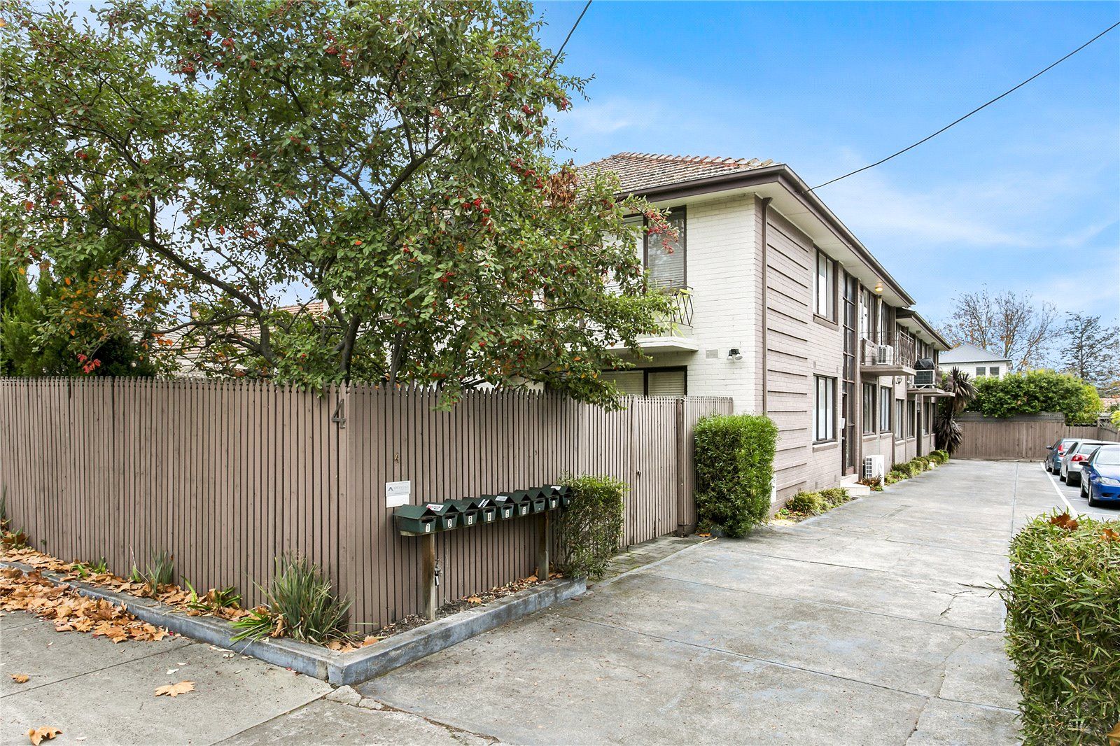 2 bedrooms Apartment / Unit / Flat in 4/4 Payne Street GLEN IRIS VIC, 3146