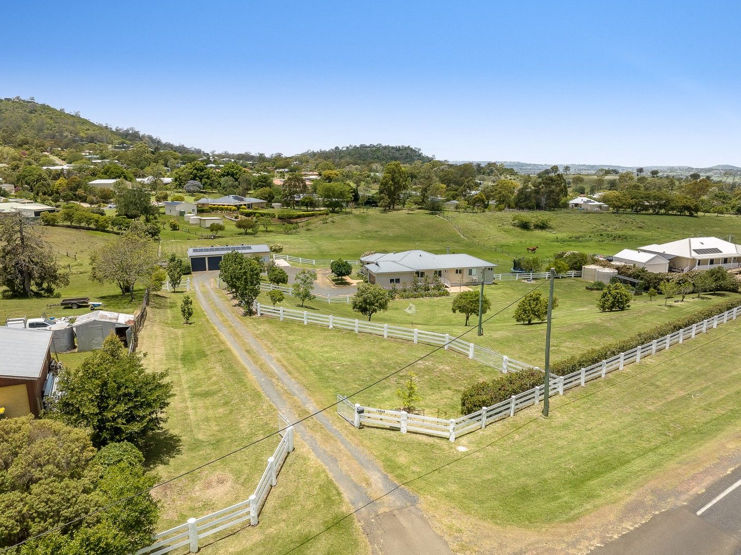 12765 New England Highway, Hodgson Vale QLD 4352, Image 2