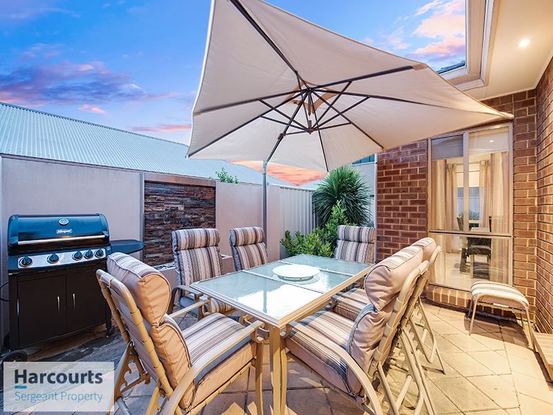 11 The Boulevard, Parafield Gardens SA 5107, Image 2