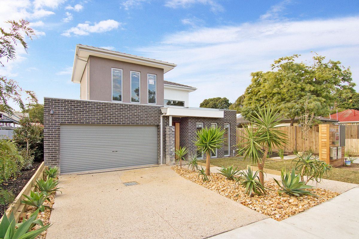 3 bedrooms Townhouse in 1/23 George Street FRANKSTON VIC, 3199