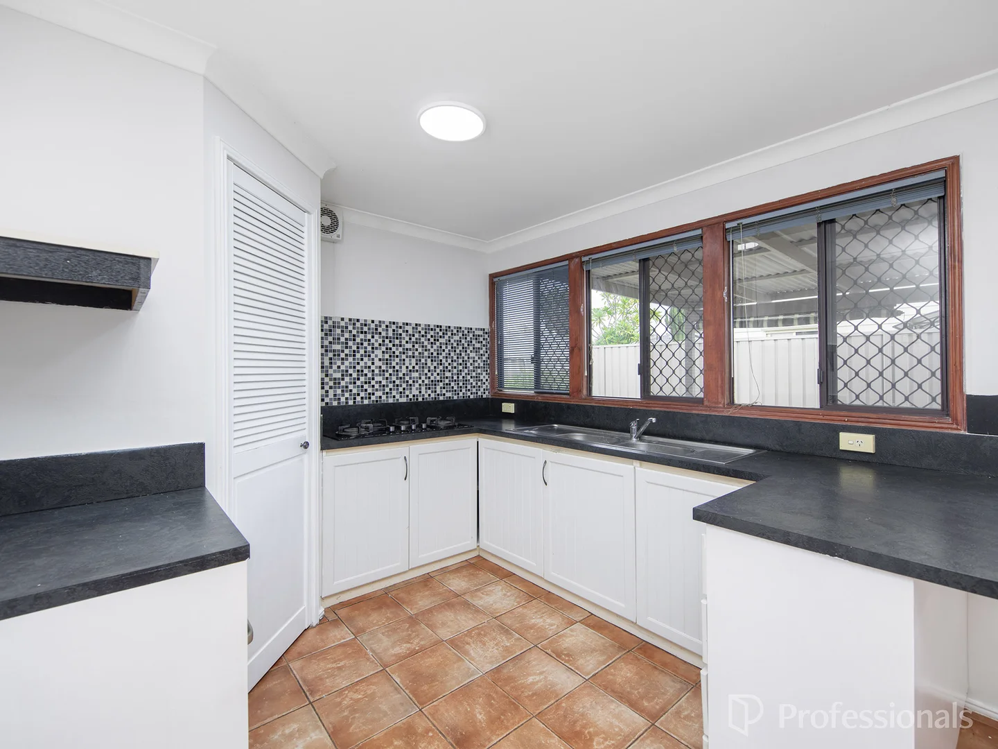 Additional image 4 of 130 Kingfisher Avenue, Ballajura WA 6066