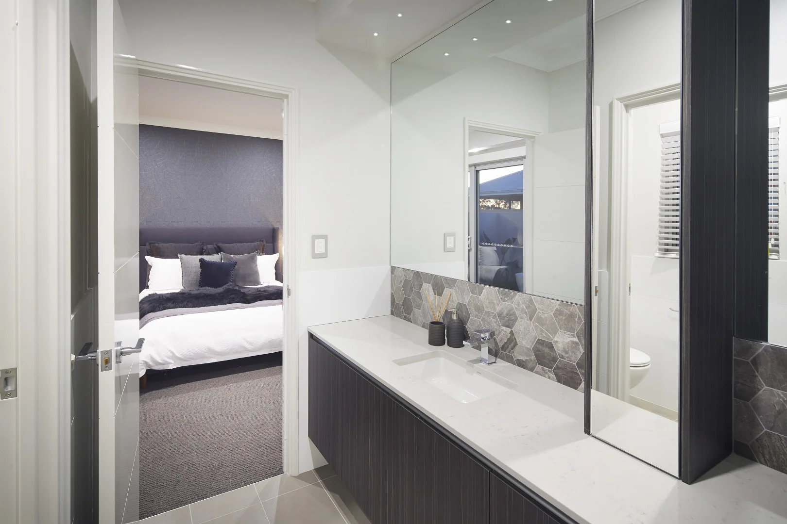 Additional image 11 of Haynes WA 6112